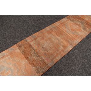 Tapis de 2,5 x 11,6 pieds, tapis Herki vintage, tapis turc géométrique orange - Product Image 3
