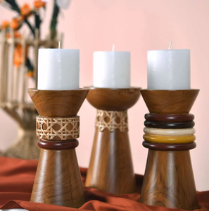 Intricately carved wooden <b>pillar</b> <b>candle</b> stand, featuring heart motifs and distressed <b>white</b> finish, at wholesale prices. - Product Image 2