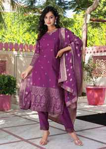 Vêtements ethniques à bas prix, vente en gros d'usine, ensemble Kurti indien pour femmes en rayonne à imprimé floral, pantalon et dupatta pour l'été - Product Image 6