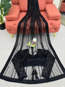 Sari de red suave de lujo con hilo pesado y blusa a juego con bordado de secuencia con colección de ropa de fiesta nupcial interior - Product Image 2