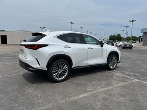 Offre exceptionnelle : Lexus NX 350 d'occasion 2022 - Product Image 3