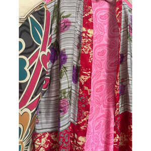 Chaqueta de Seda Japonesa Estilo Punk Vintage, Blazer Floral Acolchado con Bordados y Parches, Abrigo para Mujer de Primavera/Verano/Invierno - Product Image 4