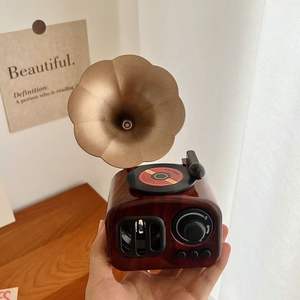 Service de moulage personnalisé OEM pour haut-parleur de gramophone rétro esthétique avec lumières colorées et basses - Décoration de <span class=keywords><strong>tourne</strong></span>-<span class=keywords><strong>disque</strong></span> de bureau - Product Image 2