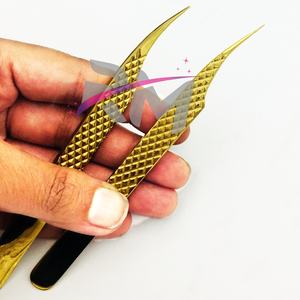 Pince à épiler en fibre de couleur plasma RMI Gold, pince à épiler pour extensions de cils en volume, acier inoxydable avec poignée, nouveau modèle pour les extensions de cils - Product Image 1