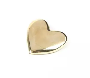 Brass paper weight high quality Desktop Paperweight For Tabletop Decoration Heart shaped Finished Handmade brass Paper Weight