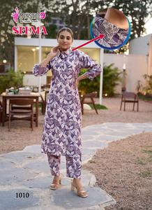 ชุดพิมพ์ลายฟอยล์แนวดิ่งแบบหนาทันสมัยสำหรับผู้หญิงชุดงานปาร์ตี้และงานรื่นเริงมีการออกแบบที่หรูหรา - Product Image 3