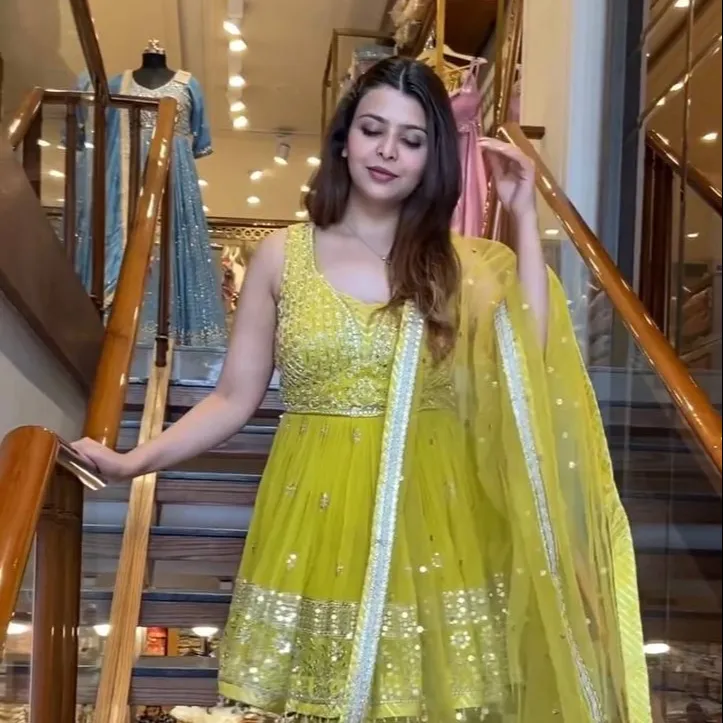 האיכות הטובה ביותר אופנה מעצב הודי אתני בגדי חתונה ללבוש רקמה עבודת ג 'ורג' ט Plazzo חליפת אוסף