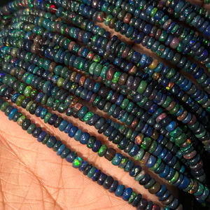 Perles rondes lisses en opale éthiopienne noire flashy 3mm-5mm, perles de pierres précieuses en opale noire naturelle pour la fabrication de bijoux par le fabricant - Product Image 4