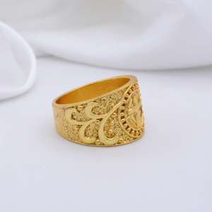 Bague Chevalière Croix de la Foi en Laiton Plaqué Or 18 carats, Symbole Chrétien Sacré, Spirituelle et Religieuse, Vente en Gros, Unisexe - Product Image 2