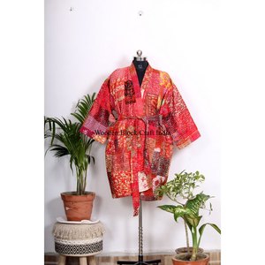 Robe de chambre kimono en soie indienne multicolore, style Kantha, vente en gros, vêtements de nuit, couleur rouge, patchwork fait main, robe longue maxi - Product Image 2