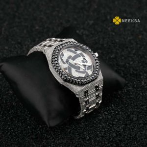 Signature Collection Moissanite Watch-Montre Moissanite B & W au design unique qui passe le testeur de diamants, Statement Watch India - Product Image 6