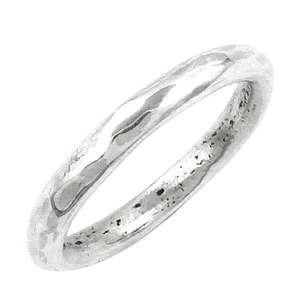 Anillo Minimalista de Plata 925 para Mujer, Martillado, Ajustable, Anillo de Bodas o Joyería de Estilo Religioso - Product Image 1