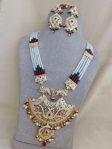 Royal <b>Kundan</b> & Beaded Temple Necklace Set Traditional Polki <b>Kundan</b> Bridal Necklace Antique Gold-Plated Wedding <b>Jewelry</b> Set - Product Image 3