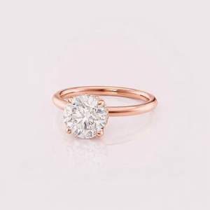 Bague de fiançailles solitaire avec halo caché en diamant de laboratoire taille ronde en or jaune/blanc/rose 18 carats - Product Image 6