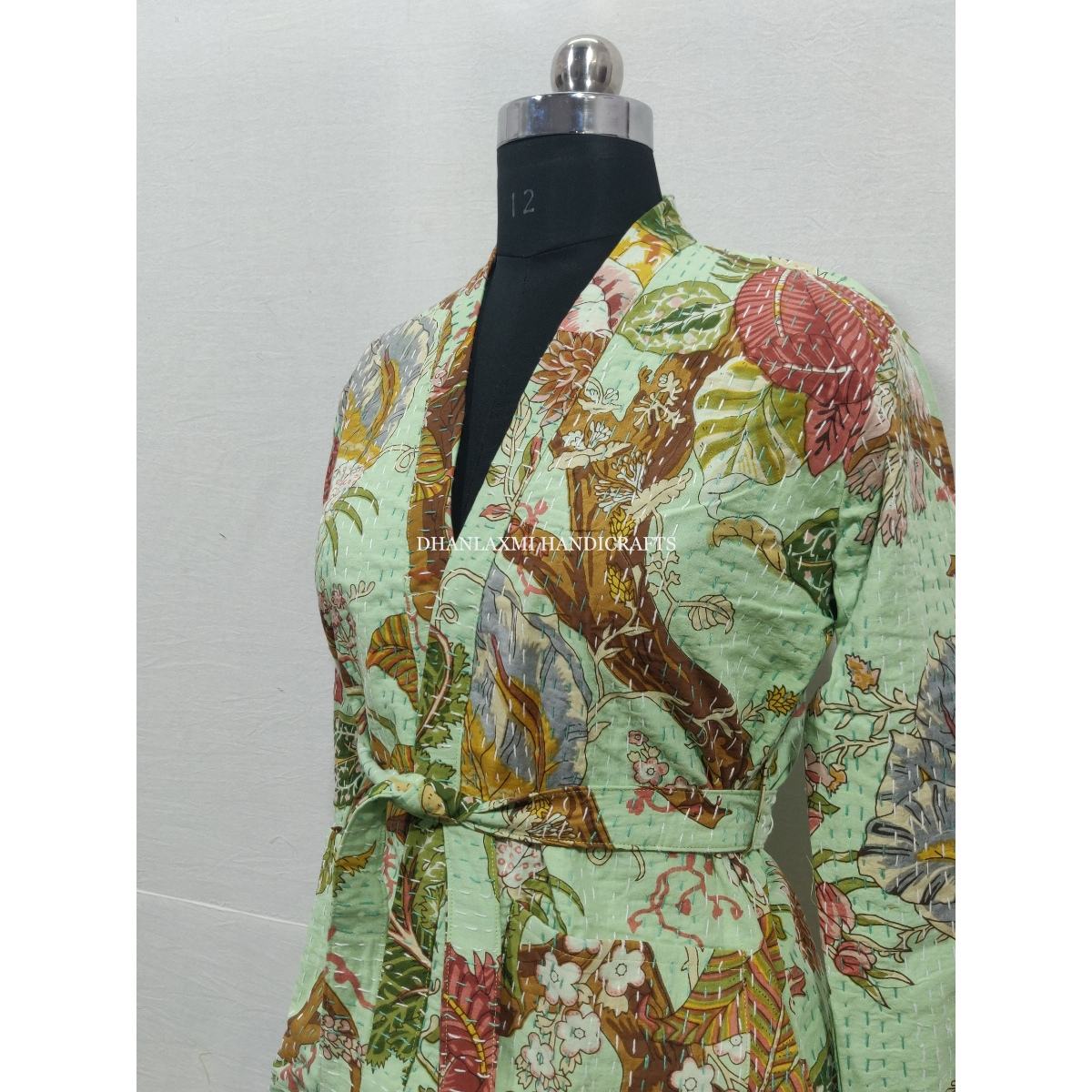 สีเขียว