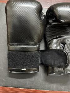 ถุงมือต่อยมวยสำหรับฝึกซ้อมแบบมืออาชีพถุงมือต่อยมวยมวยไทย MMA สำหรับออกกำลังกายในยิม - Product Image 3