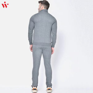 Chándal de invierno con estampado de logotipo personalizado para hombre 2024, conjuntos de entrenamiento de talla grande de tela transpirable y resistente al viento de alta calidad, superventas - Product Image 3