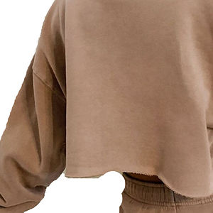 Haut court fabriqué en usine pour femme avec logo avant Style d'hiver à la mode Offres Spéciales et conception de sublimation personnalisée de haute qualité - Product Image 5