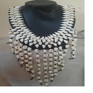 Изготовленные на заказ ожерелья из натуральной морской ракушки для племенных дизайнеров ювелирных изделий и поставщиков модных ювелирных изделий белого цвета