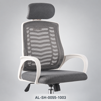Chaise de bureau en maille à cadre blanc, appui-tête gris rembourré, siège réglable en hauteur, base à roulettes argentée pour espaces de travail modernes à domicile