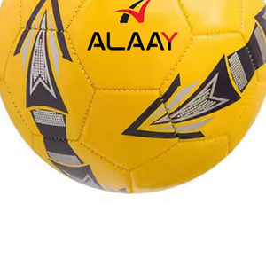 Alaay Custom Official Match Balones de fútbol 5 Opciones de tamaño PVC Cuero y PU Cosido para entrenamiento - Product Image 5