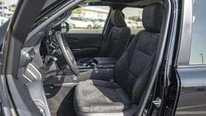 Toyota LAND-CRUISER GXR USADO A PRECIO ACCESIBLE, Todoterreno de Gasolina con Equipamiento Completo - Product Image 3