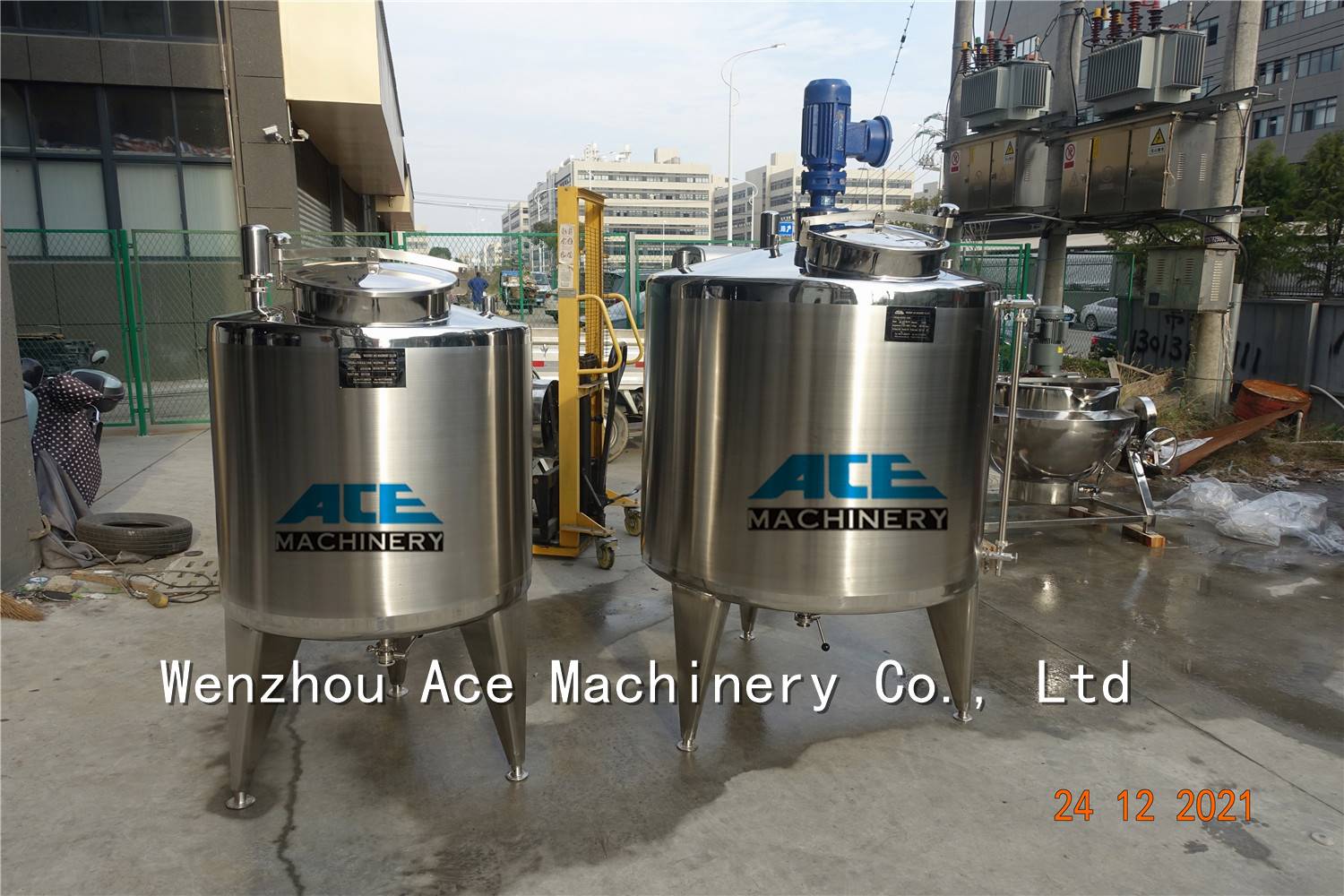 mixing tank
