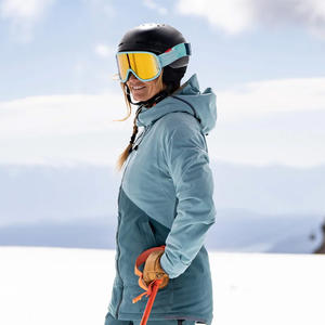 Chaqueta de esquí para mujer con cremallera completa aislada e impermeable disponible con logotipo de impresión personalizado Ideal para uso de actividades de invierno - Product Image 4