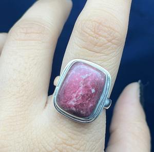 แหวนแต่งงานพลอยอัญมณีโบฮีเมียนทูไลต์โบฮีเมียนทำด้วยมือสำหรับผู้หญิงฝังแบบธรรมชาติพร้อมการตั้งค่าฝาสำหรับการหมั้น - Product Image 2