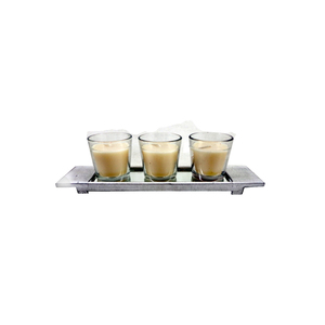 Plateau en métal de décoration d'événement avec 3 pots de bougie de lavage blanc votif pour les décorations de table faites à la main en vrac - Product Image 1