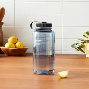 % 50% plastik atıktan, 32 OZ, geniş ağızdan elde edilen malzemeden yapılmış Tritan BPA içermeyen su şişesini koruyun