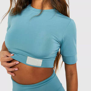 Conjunto de Yoga Personalizado para Mujer, Sujetador Deportivo y Pantalones Cortos Ligeros, Sin Costuras, de Alta Sujeción, Cintura Alta, Ropa Deportiva para Gimnasio - Product Image 1