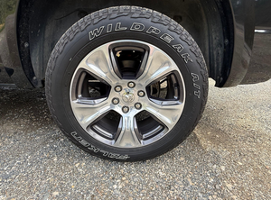 Camionetas Laramie Crew Cab 4x4/AWD 2018 de 1500 cc, Usadas en Buen Estado, en Venta - Product Image 5