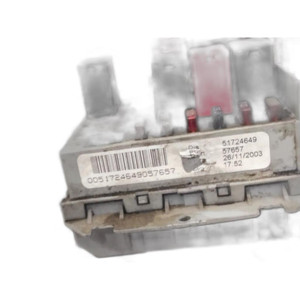 UNIDAD DE CONTROL DEL PORTAFUSIBLES LANCIA Ypsilon 1ª Serie 51724649 188A4000 gasolina 1242 (03>06) - Product Image 3