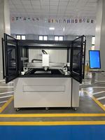 Découpeuse laser à fibre CNC automatique à refroidissement par eau BGC1390 1500W 2000W pour tôles en acier, acier inoxydable, laiton, aluminium