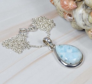 Diseño de joyería Larimar, colgante de piedras preciosas Larimar, colgante perfecto para niñas, colgante de plata de ley 925 con joyería estampada 925 - Product Image 4