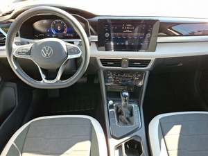 รถยนต์ Volkswagen Taos SE FWD Turbo ปี 2024 พวงมาลัยซ้าย ไฟ R21 ไมล์น้อย ราคาประหยัด มีสินค้าพร้อมส่ง - Product Image 5