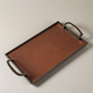 ถาดหนังตกแต่งด้วยกรอบแข็งและมุมเรียบเหมาะสำหรับทั้งการต้อนรับและการใช้ในครัวเรือน - Product Image 3