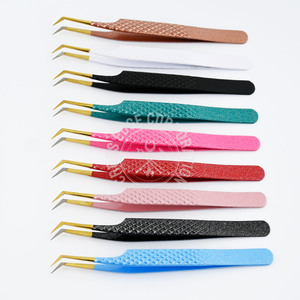 Pince à épiler classique courbée à 45 degrés pour extensions de cils, en acier inoxydable, outil de beauté pour extensions de cils, vente en gros - Product Image 1