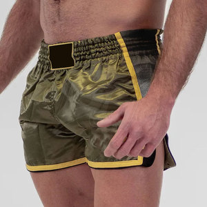 Pantalones Cortos Ligeros de Muay Thai para Hombre con Tela Transpirable, Cintura Flexible, Ajuste Cómodo y Estilo Atlético - Product Image 4