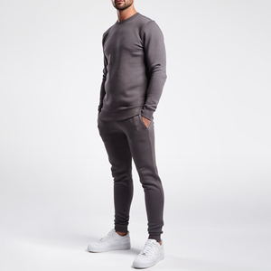 Ensemble OEM de survêtements à capuche et de jogging personnalisés pour hommes lourds Streetwear Survêtements en polaire pour hommes avec logo personnalisé - Product Image 1