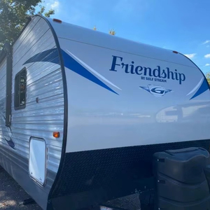 Autocaravana Usada G-u-l-f S-t-r-e-a-m RV Friendship 295SBW 2018 con Equipamiento de Alta Gama Disponible para la Venta - Product Image 1
