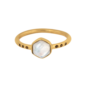 Pierre de lune arc-en-ciel naturelle en forme d'hexagone plaqué or 18 carats bagues unisexes en argent sterling 925 fabricant de bijoux fins - Product Image 4