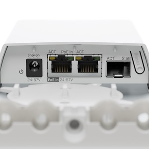 Convertidor de medios Mikrotik FTC21, 2x GbE RJ45, 1x 2.5G SFP, entrada 802.3af/at, IP55 - Product Image 4