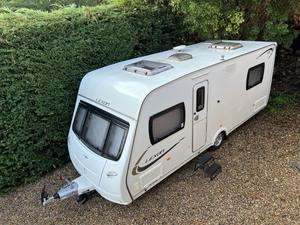 Ventas de fábrica Nuevo diseño Camión Camper Road Camper Trailer Caravan Van Shell para fabricantes de 4x4 para aplicaciones de automóviles - Product Image 3