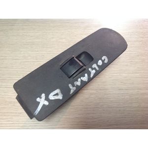 Pannello Pulsanti Anteriore Destro MITSUBISHI Colt Serie 5P (Z) MR587944 C8D-D411M-B (06>12) - Product Image 1