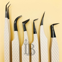 Pinças Peach TWEEZERS para Extensão de Cílios de Mink em Aço Inoxidável com Logotipo, Pinças Bege Sustentáveis com Logotipo