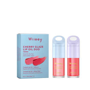 Duo d'huiles à lèvres hydratantes Wiieey Cherry Glaze 8 ml, teintées pour lèvres sèches, aux tons Sakura et rouge rubis - Product Image 1
