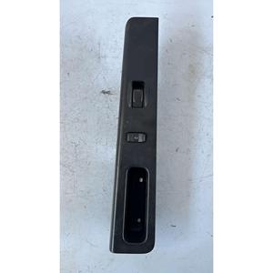 แผงปุ่มด้านหน้าซ้าย ISUZU D-MAX ซีรีส์ (12>) รุ่น 514633 - Product Image 4