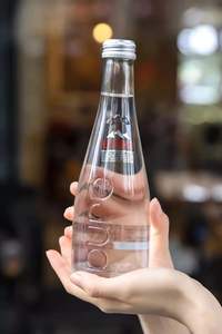 Suministro directo de agua mineral natural Evian Poland Spring Fiji a precio mayorista - Product Image 6